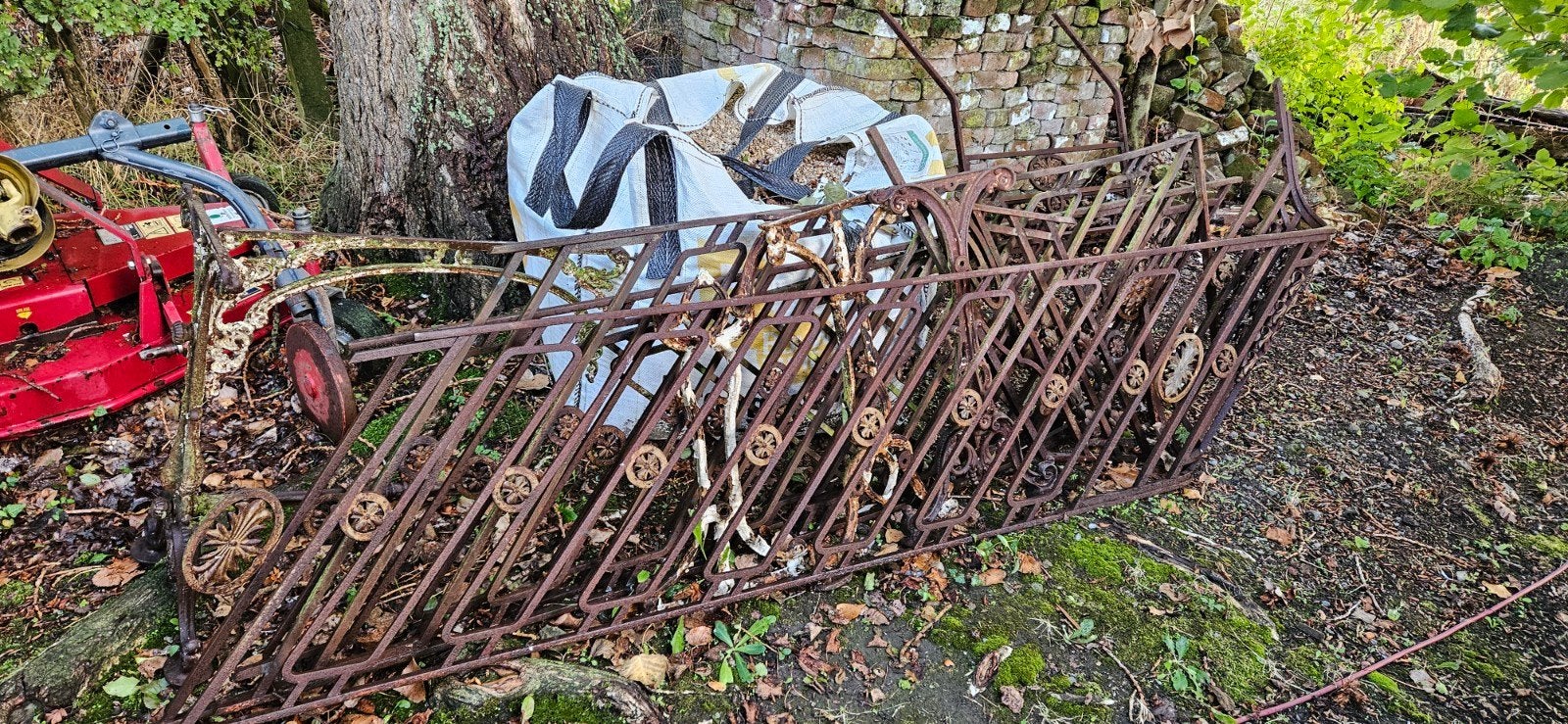 Rampe en fer., Enlèvement