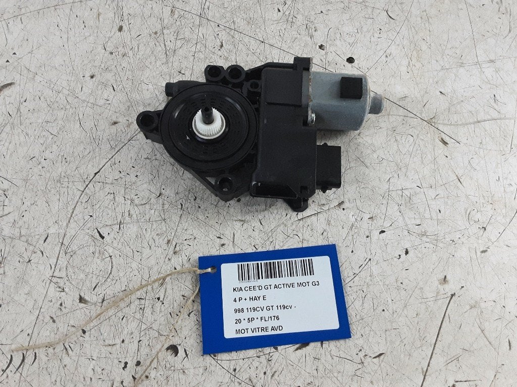 MOTEUR LEVE VITRE ELECTRIQUE AVANT DROIT Ceed (CDB5 / CDBB), Kia, Mevr. I. Hauben, Utilisé, Avant