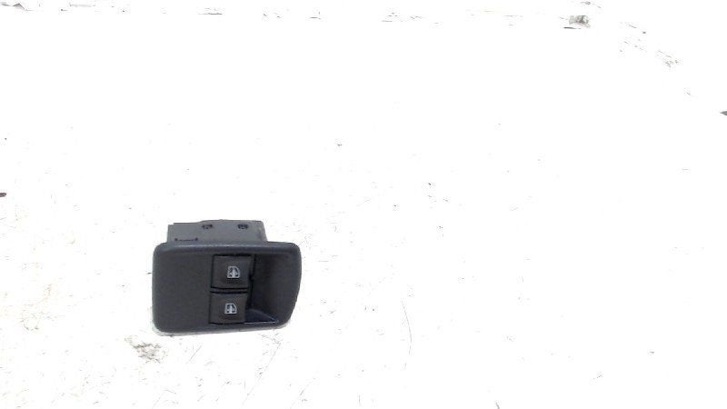 Bedieningspaneel elektrische ramen Renault Kangoo, Onderdelen@venauto.nl, Van der Ven Autorecycling B.V., Gebruikt, Ettenseweg 76, 4706 PB Roosendaal, The Netherlands