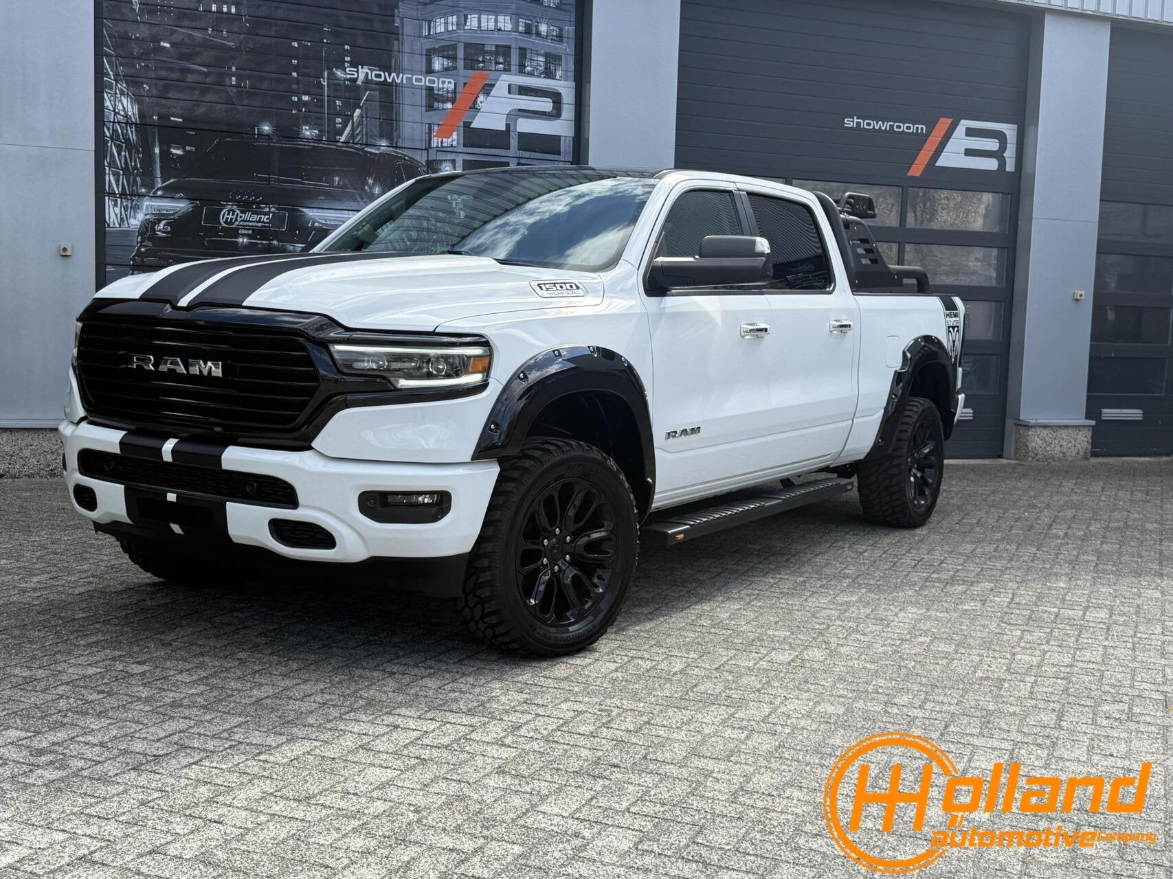 Dodge Ram 1500 4X4 5.7 V8 4x4 Crew Cab|wide body|lift!, Autos, Cuir, Achat, 4 portes, Automatique