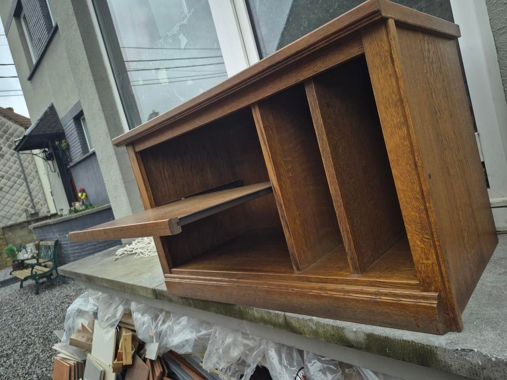 Meuble TV en véritable bois de chêne. Bon état., Antiquités & Art, Antiquités | Meubles | Armoires