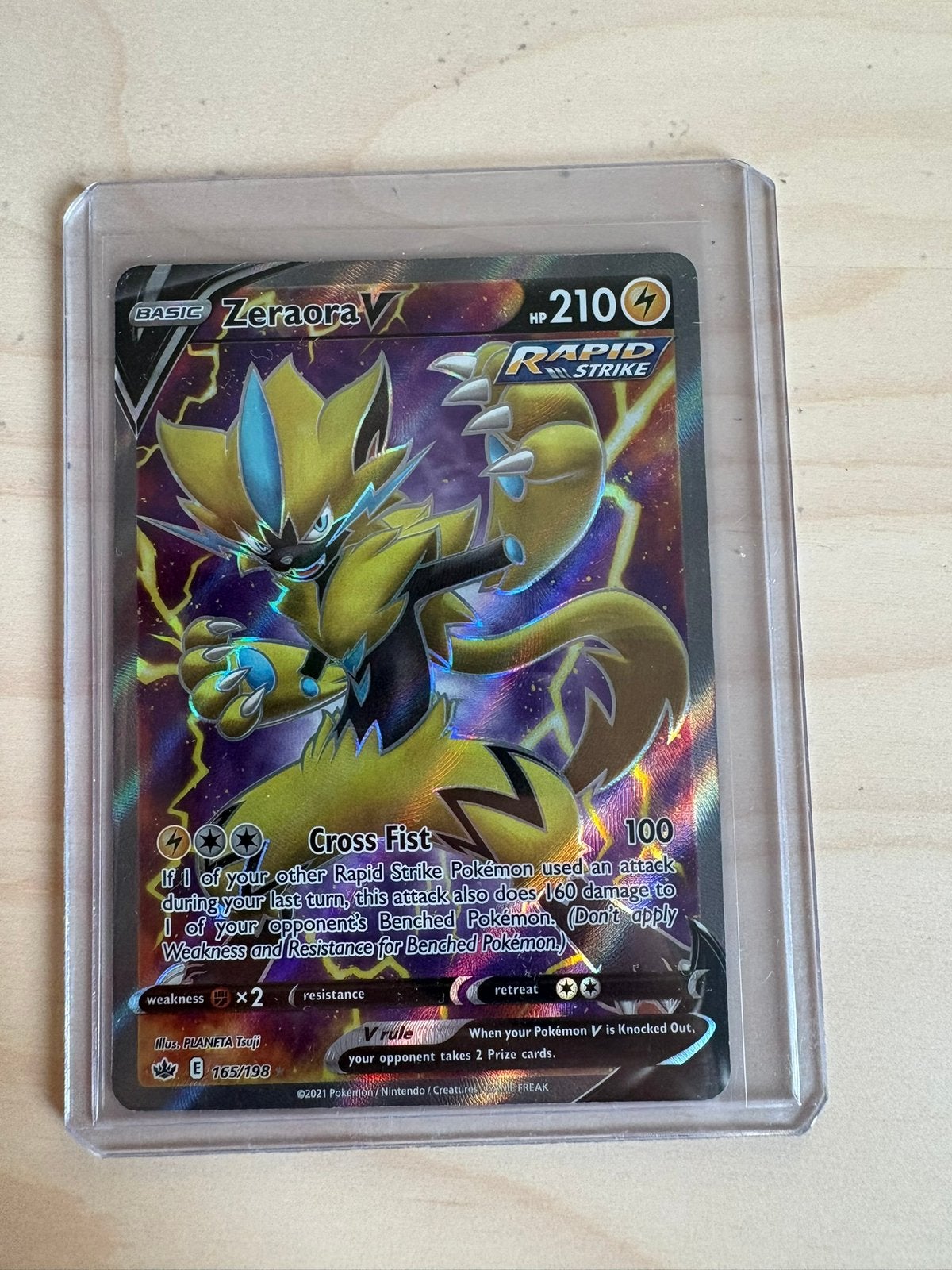 Zeraora V Pokémon kaart, Hobby en Vrije tijd, Verzamelkaartspellen | Pokémon, Ophalen of Verzenden, Zo goed als nieuw, Losse kaart