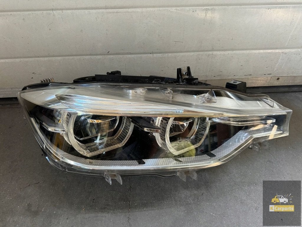 7453482, Bmw F30 Lift Volledig Led Europa Mooie rechterlamp, Auto-onderdelen, Petuelring 130
80788  Munich, DE, Gebruikt, Info@bmw.de