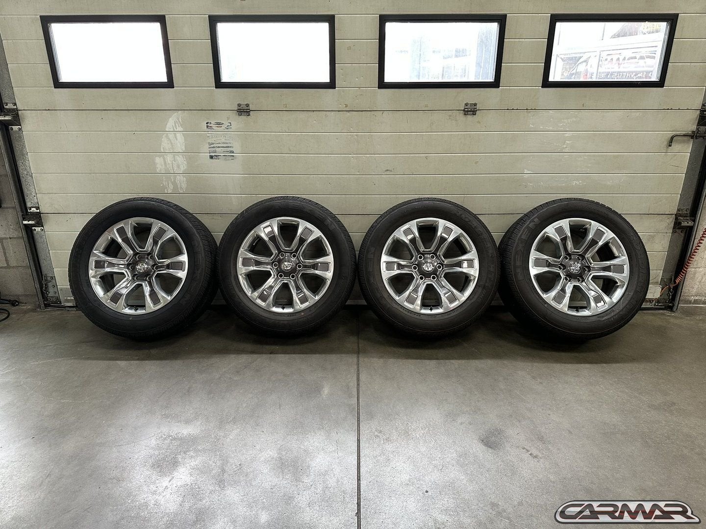 20" Originele Dodge Ram wielen | Nexen | Silverado / GMC Sie, Auto-onderdelen, Banden en Velgen, Gebruikt, -, 275 mm, -