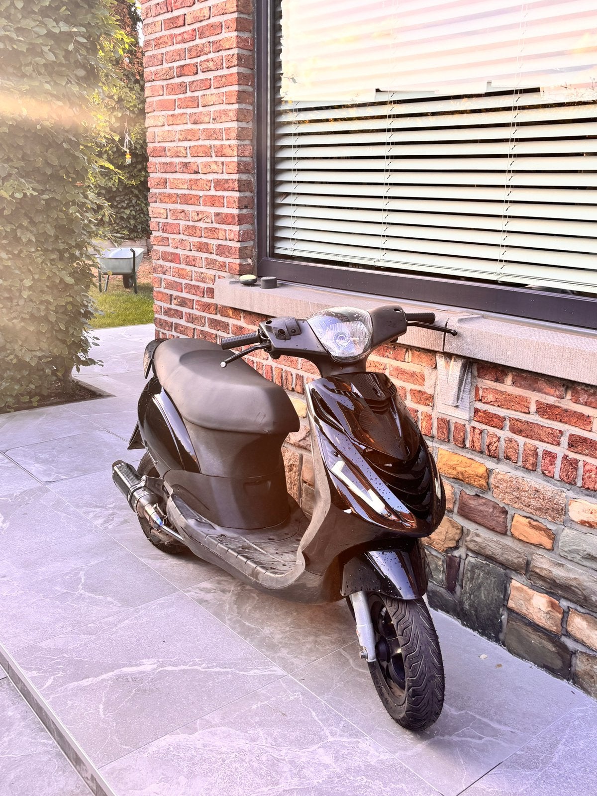 Piaggio zip 4takt iget 2023 b klasse, Fietsen en Brommers, Ophalen of Verzenden, Zo goed als nieuw, Zip