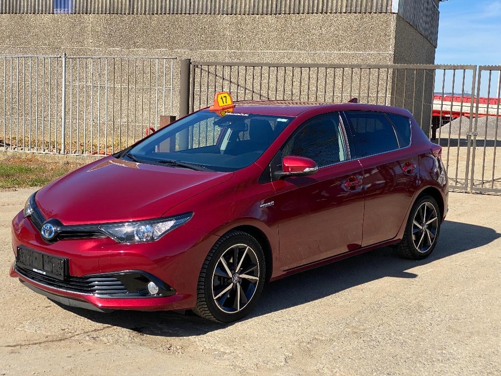 Toyota Auris HEV 1.8i HSD Style E-CVT, Auto's, Stof, https://public.car-pass.be/vhr/b39c3112-e2d9-4da0-b2db-938f933d2d4d, 4 cilinders