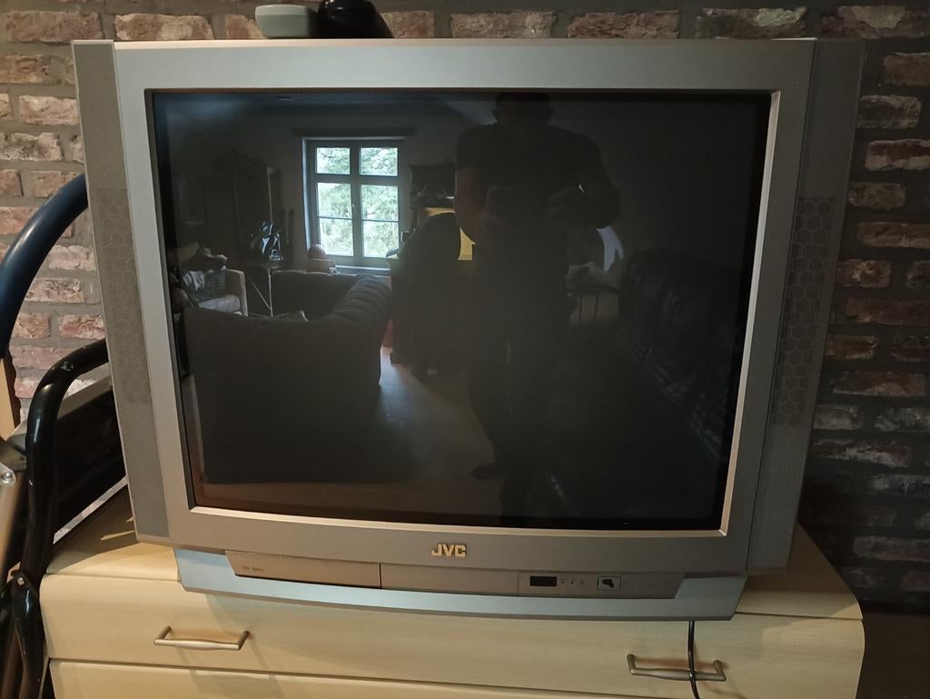 JVC televisie TV., Ophalen