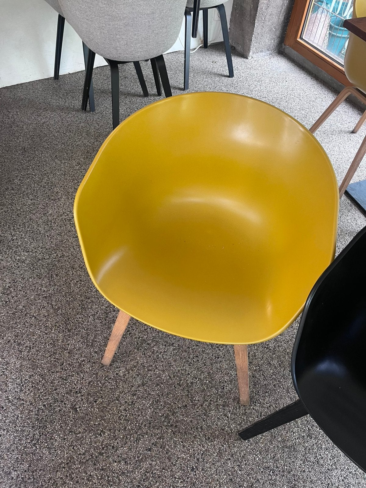 Prix des chaises Hay par pièce, Enlèvement, Utilisé, Autres couleurs