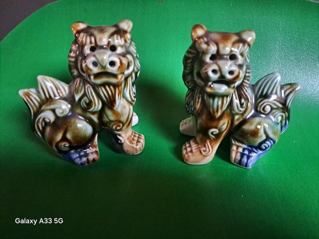 Porseleine minni chineese leeuwtjes.een linkse en rechtse, Antiek en Kunst, Ophalen