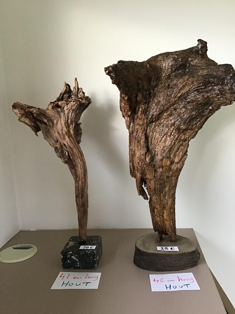 2 natuurlijke houten sculpturen met sokkel, Antiek en Kunst, Kunst | Beelden en Houtsnijwerken, Ophalen of Verzenden