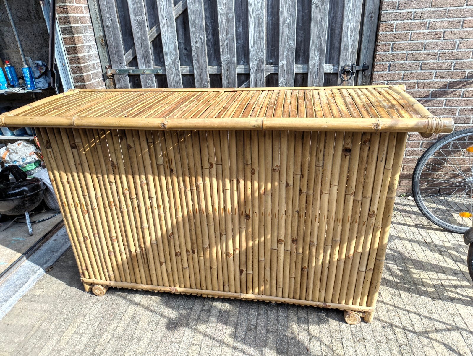 Tiki bar met 1 kruk, Ophalen, Gebruikt