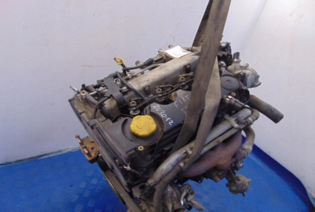 Moteur 192A8000 Complet FIAT STILO, Envoi, Utilisé, Daihatsu