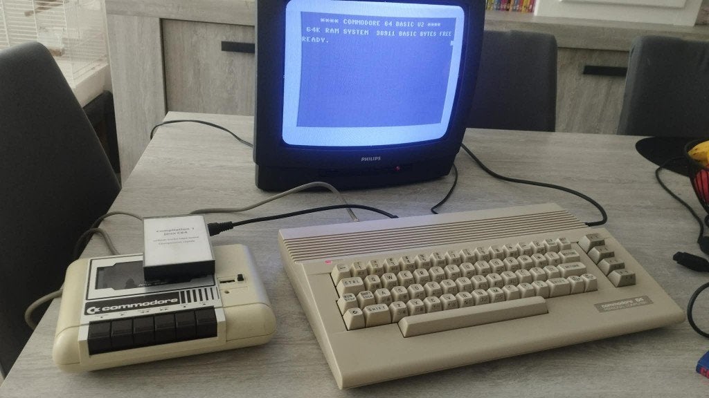 COMMODORE 64 – C64 FONCTIONNEL – BON ÉTAT COSMÉTIQUE, Informatique & Logiciels, Ordinateurs Vintage, Enlèvement, Commodore