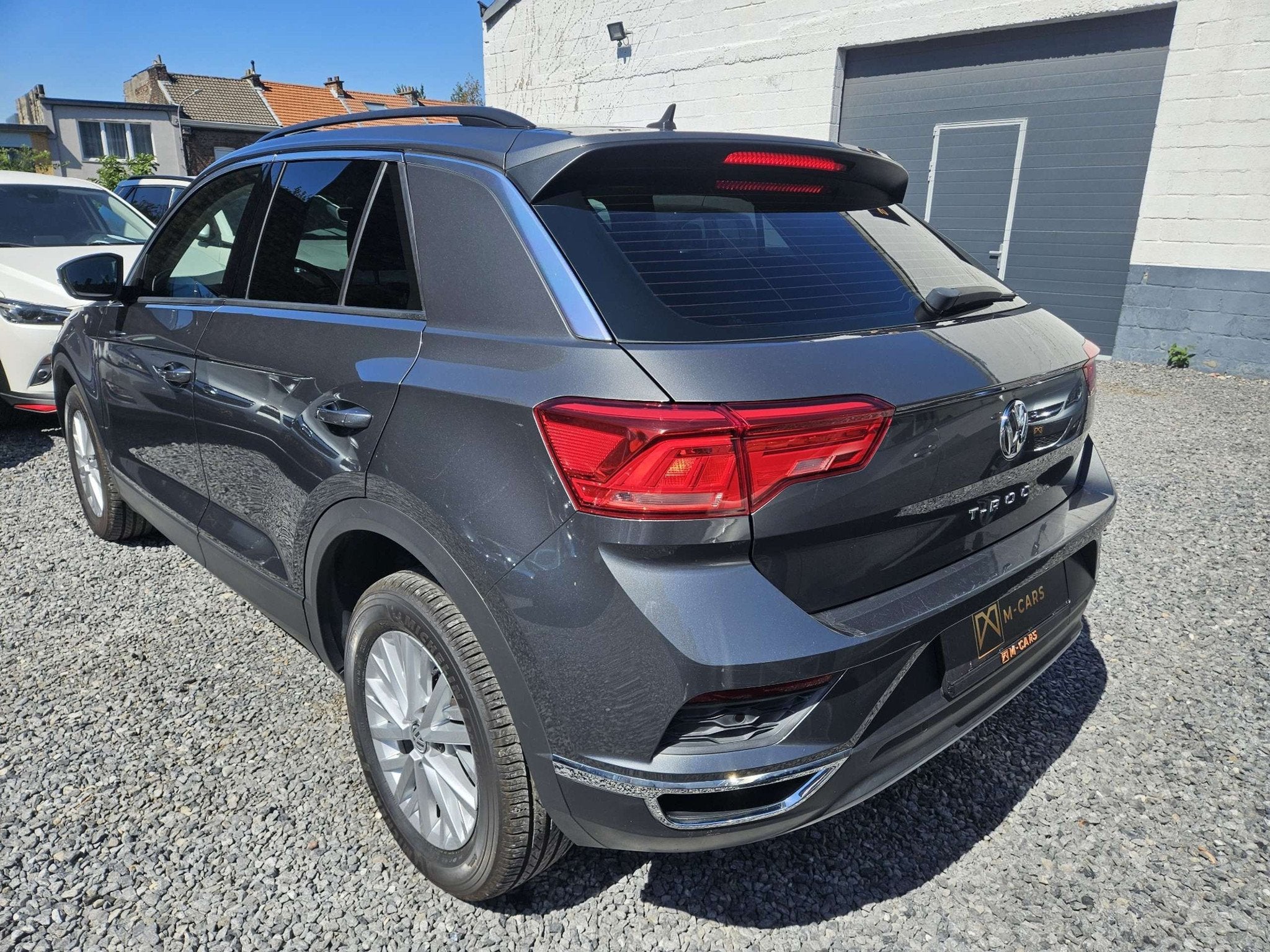 Volkswagen T-Roc 92000KM * SIEGES CHAUFFANTS * (bj 2019), Auto's, Stof, Gebruikt, Parkeersensor, 116 pk