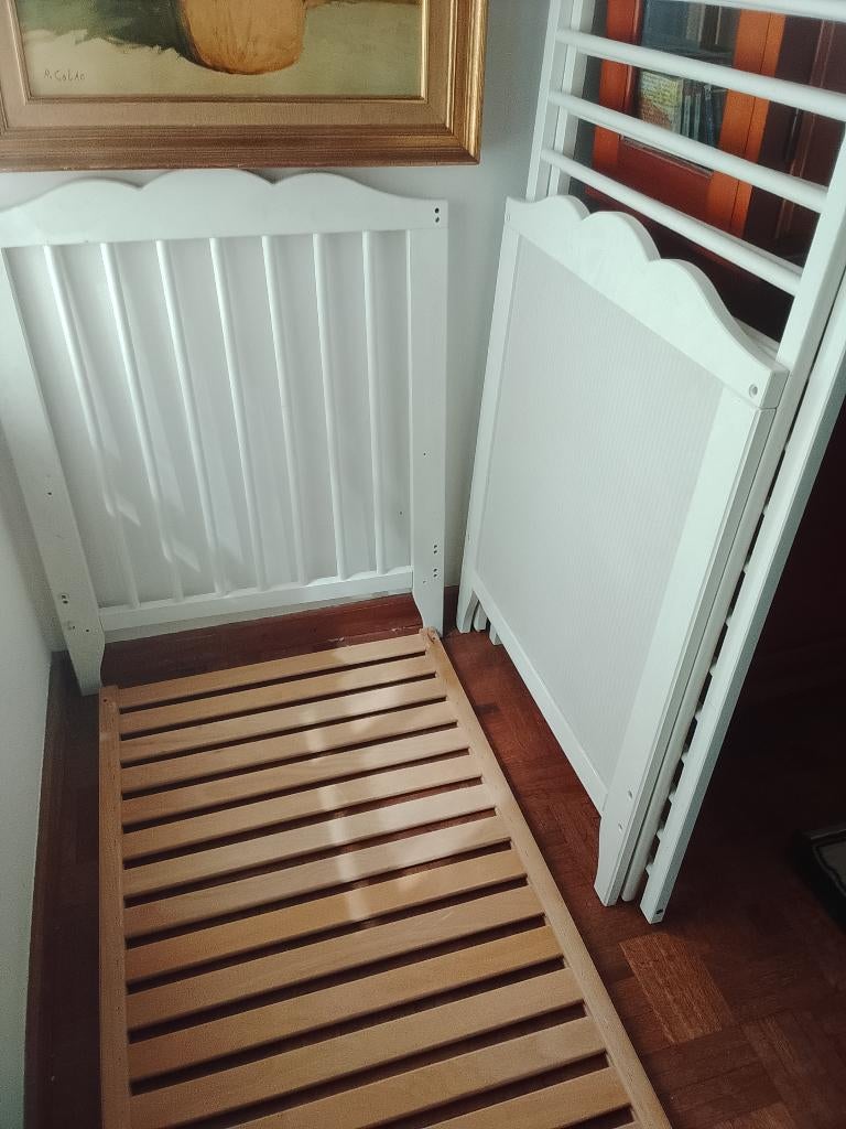 Lit de bébé blanc Ikea, Enlèvement, Comme neuf, Lit
