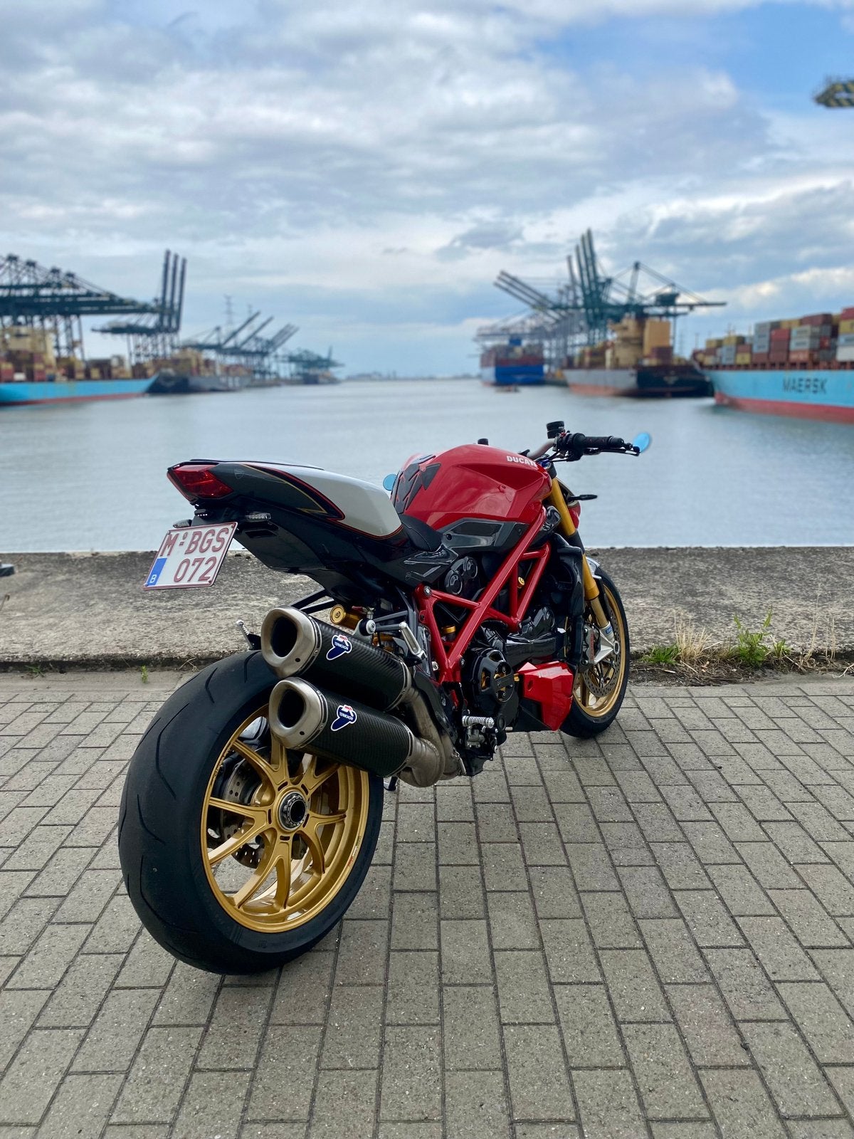 Ducati Streetfighter 1098S – Full Ducati Performance, Motoren, 2 cilinders, 1098 cc, Gebruikt, Particulier