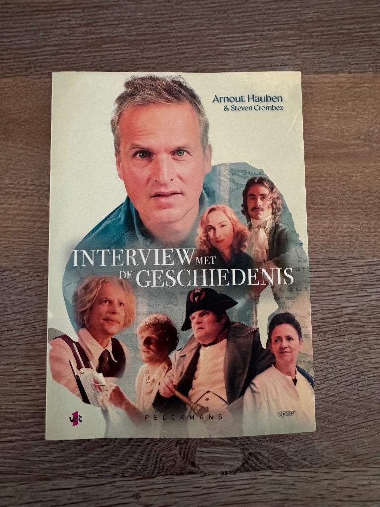 INTERVIEW MET DE GESCHIEDENIS (ARNOUT HAUBEN), Boeken, 20e eeuw of later, Arnout Houben & Steven Crombez, Europa, Nieuw