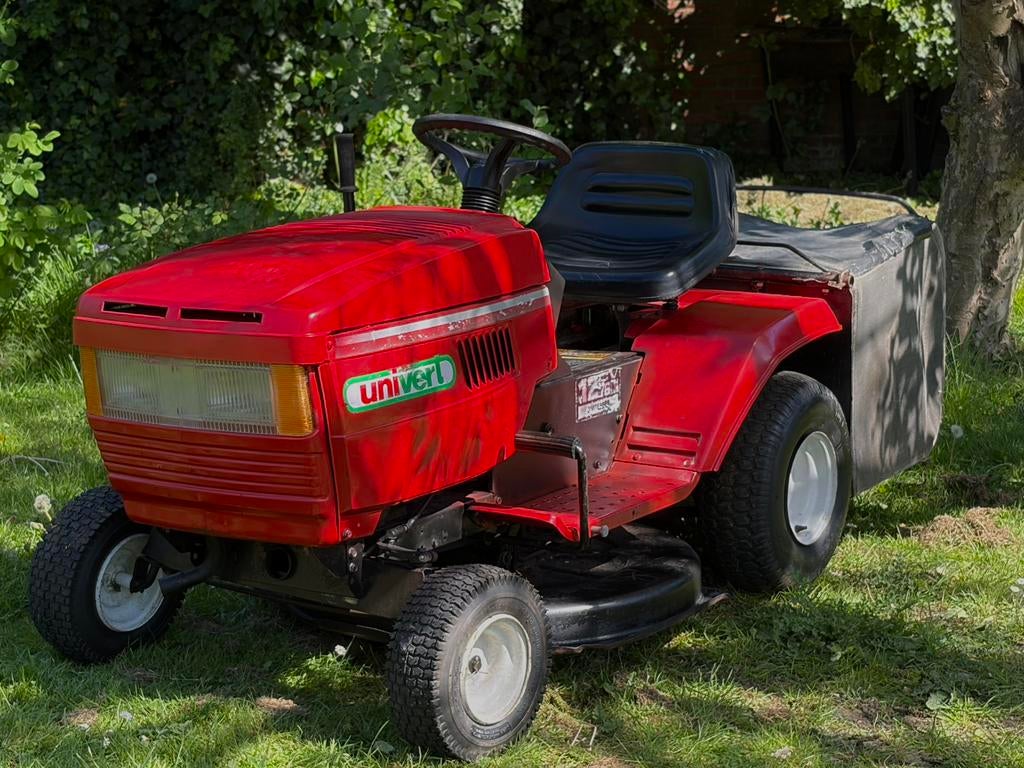 Zeer betrouwbare Univert zitmaaier 12HP – start direct, rijk, Jardin & Terrasse, Tondeuses autoportées, Enlèvement