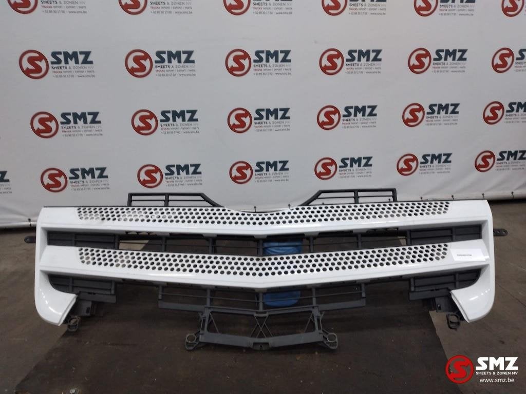 Occ radiatorgrille Mercedes Actros MP4 A9618850253, Gebruikt, Mercedes-Benz, Carrosserie en Plaatwerk