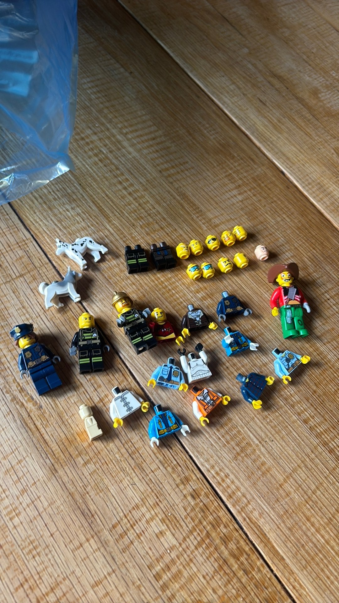Zak vol lego + popetjes, Kinderen en Baby's, Ophalen, Zo goed als nieuw, Losse stenen, Lego
