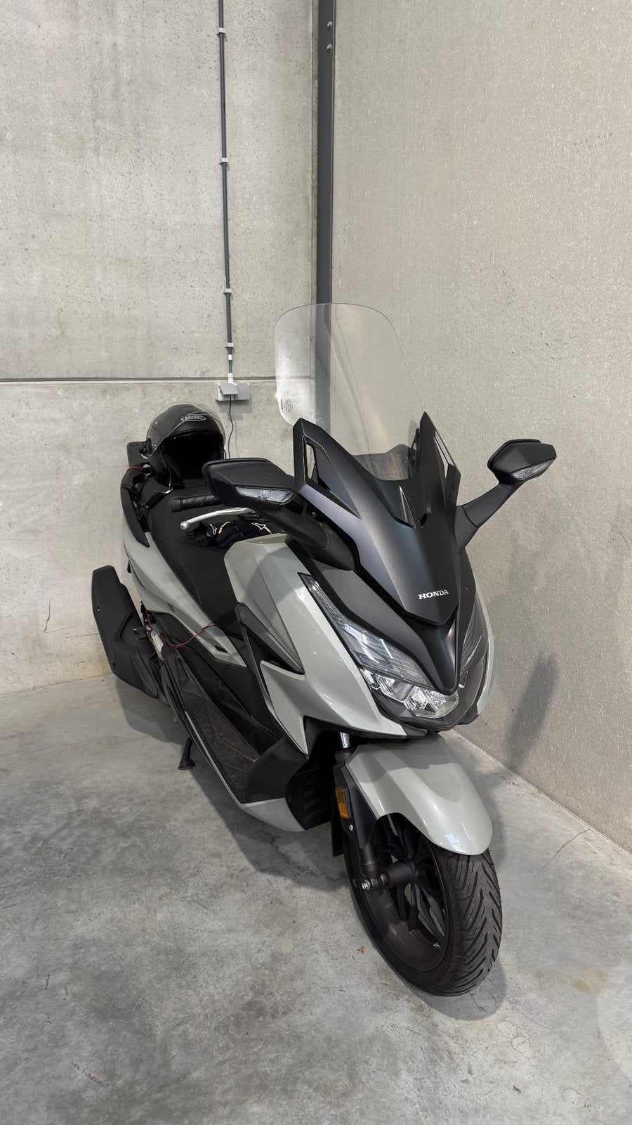 Honda Forza 125cc/BTW AFTREKBAAR, Scooter, 125 cc, 11 kW of minder, Traction Control