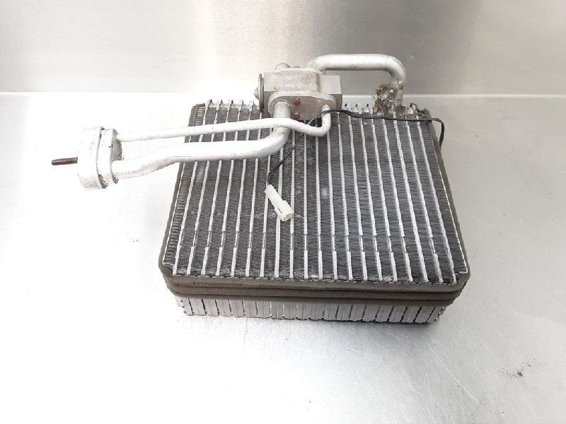 AIRCOVERDAMPER Kia Carens II (FJ) (01-2002/05-2007), Gebruikt, Kia