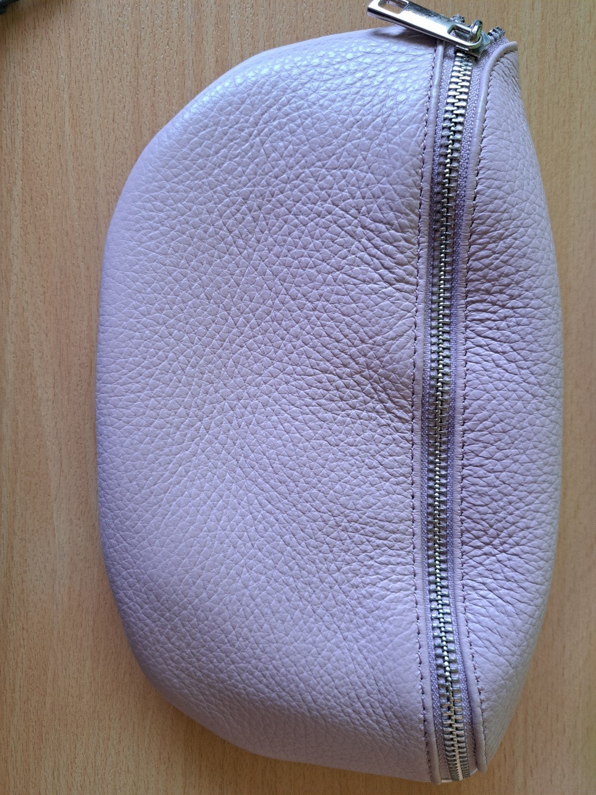 2 sacs de taille en cuir, Bijoux, Sacs & Beauté, Trousses de toilette, Comme neuf, Fille, Autres couleurs, Enlèvement ou Envoi