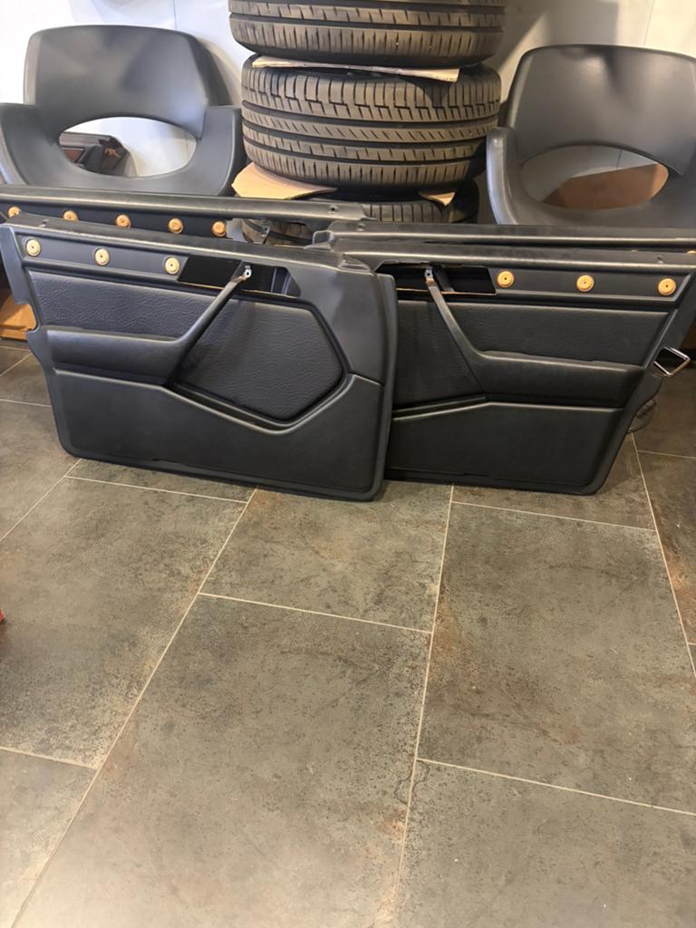 W124 DEURBEKLEDING ZWART VOOR 4 DEURS OF WAGON, Enlèvement, Utilisé, Mercedes-Benz