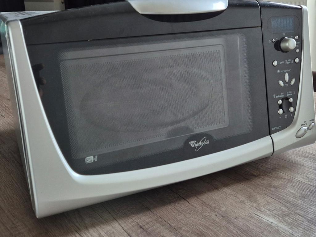 Microgolf Combi Whirlpool, Elektronische apparatuur, Microgolfovens, Zo goed als nieuw, Vrijstaand, Combi-microgolfoven, Crisp