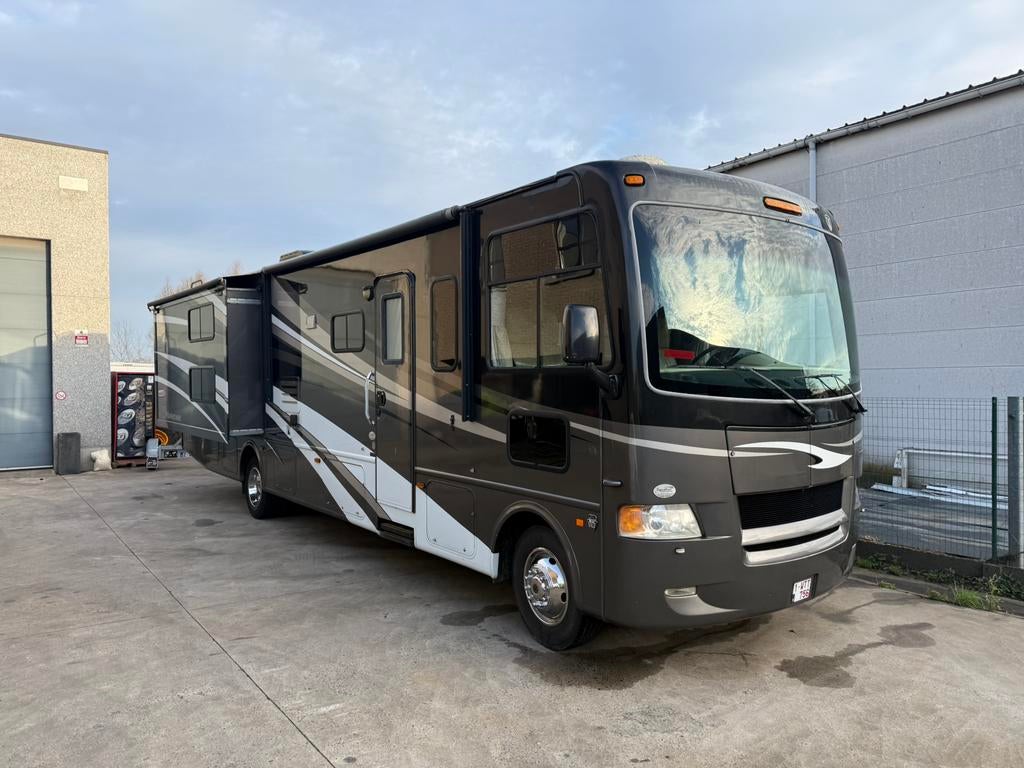 Mobilhome Ford F550 Hurricane , 2012 ,  32.000 Miles, 8 mètres et plus, Entreprise, Automatique, Chauffage liquide
