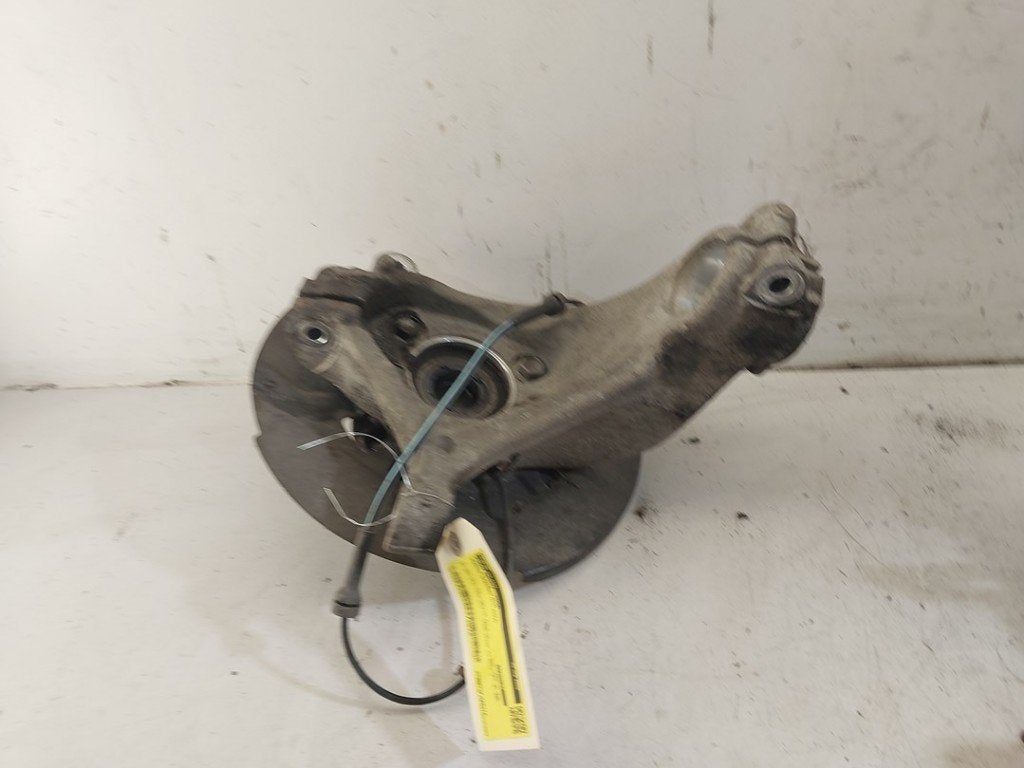 FUSEE RECHTS VOOR Nissan Qashqai (J12) (|400146UA0A|), Auto-onderdelen, Gebruikt, Germany@nissan-services.eu, Kronenweg 38
50389  Wesseling, DE