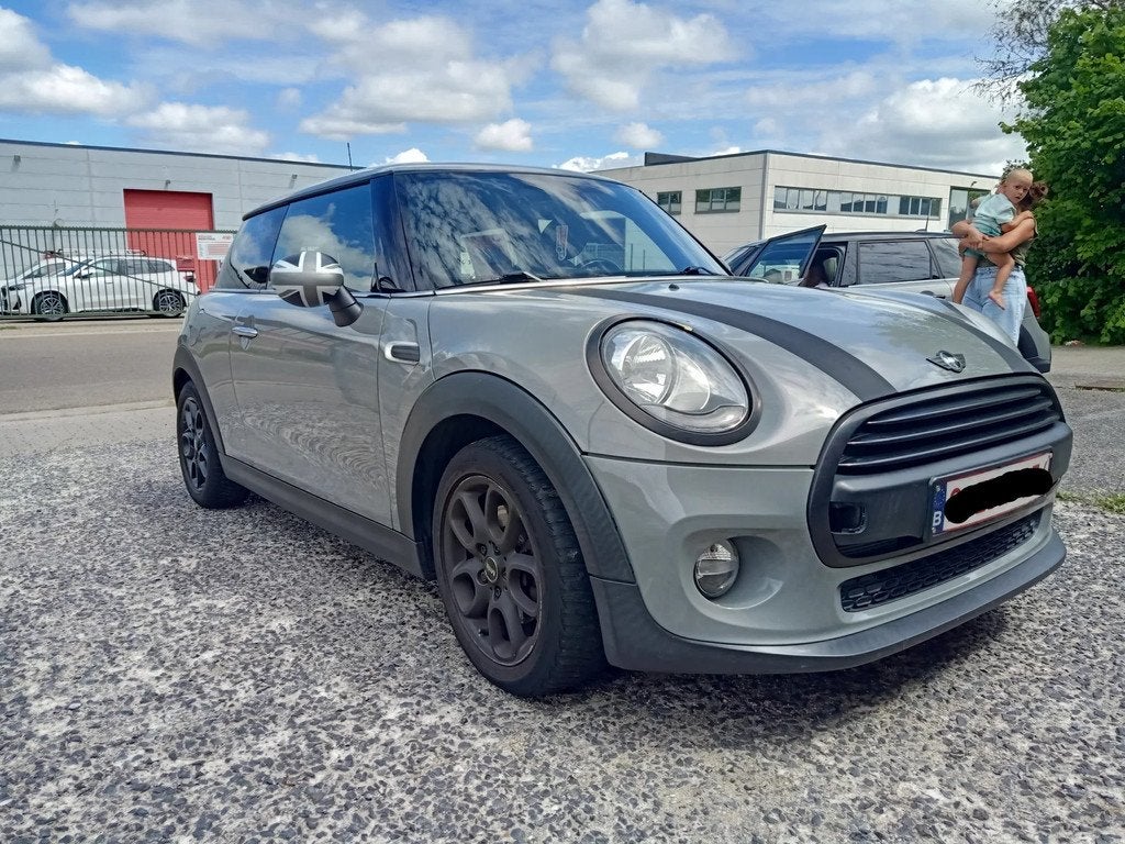 MINI One REPRISE CLIENT - Faites une offre à partir de 3000, Auto's, Mini, Stof, Euro 6, 1198 cc, Bedrijf