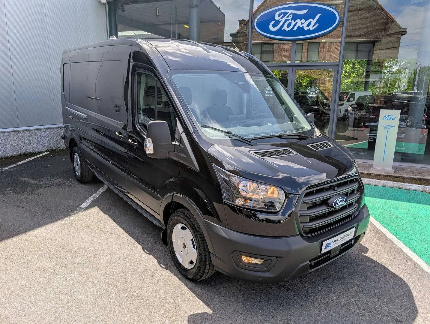 Ford Transit 2T Trend 350L L3H2 2.0TDCi 130pk A8 automaat, Auto's, Bestelwagens en Lichte vracht, Automaat, Stof, Gebruikt, 4 cilinders