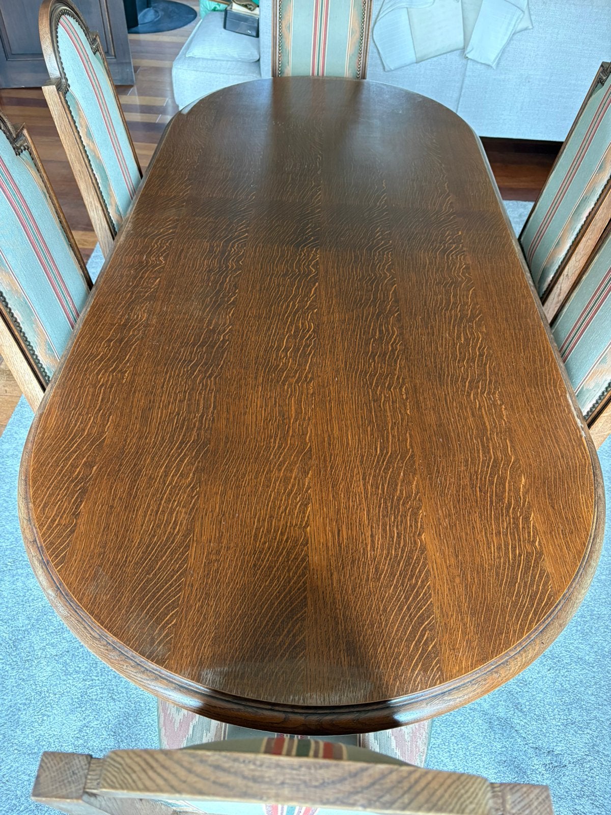 Eikenhouten tafel en stoelen, Huis en Inrichting, Ophalen, Zo goed als nieuw