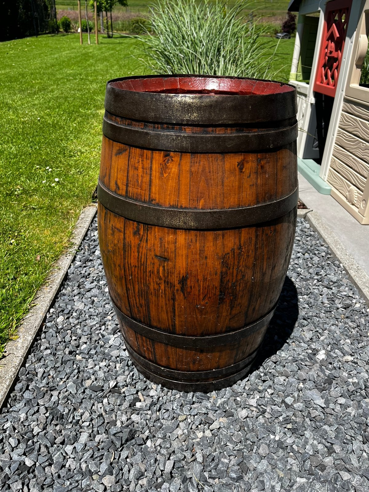 Tonneaux à vin Saint Emilion, Enlèvement, Comme neuf
