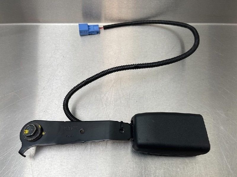 BOUCLE DE CEINTURE DE SECURITE AVANT DROIT Honda, Utilisé, Honda