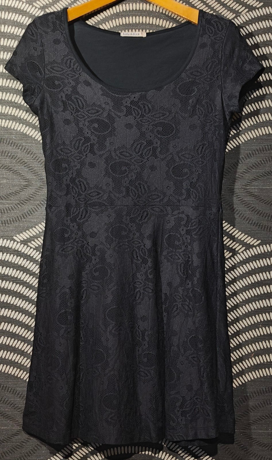 Robe patineuse noire en dentelle florale Lola & Liza, Taille 42/44 (L), Enlèvement ou Envoi, Lola liza, Comme neuf
