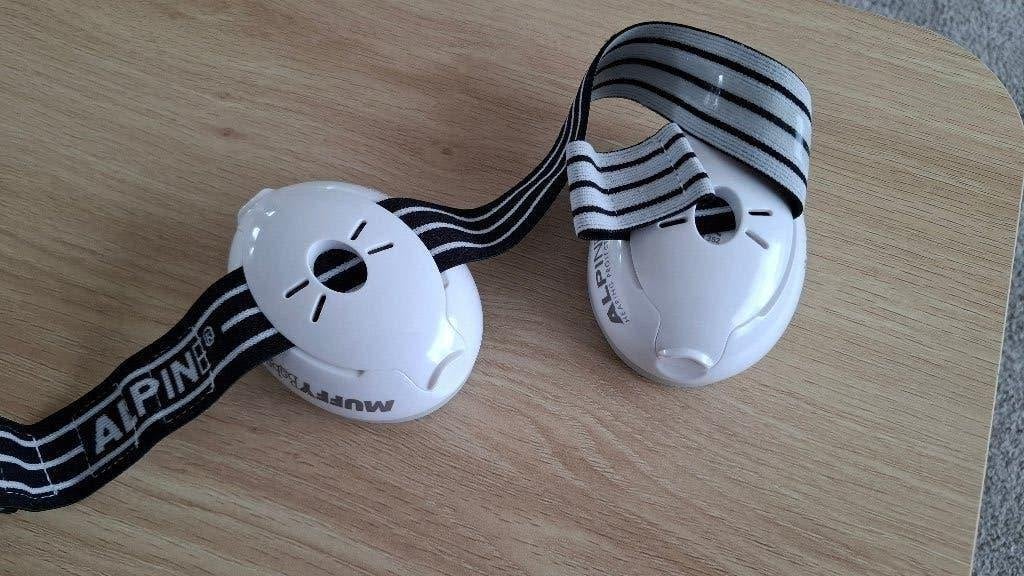 Gehoorbescherming baby met velcroband, Kinderen en Baby's, Ophalen, Zo goed als nieuw