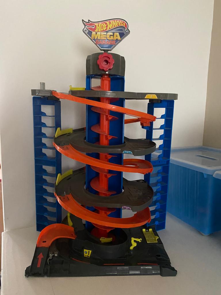 Hotwheels mega garage, Kinderen en Baby's, Ophalen, Zo goed als nieuw