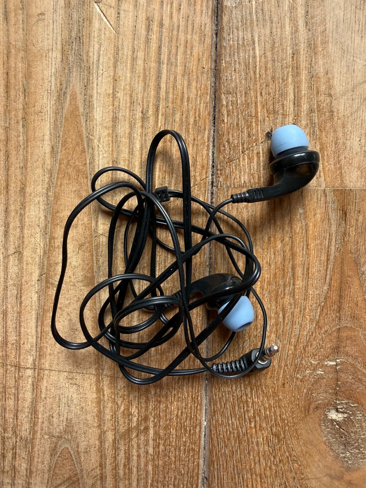 Écouteurs noires avec bouchon oreille, Enlèvement, Comme neuf
