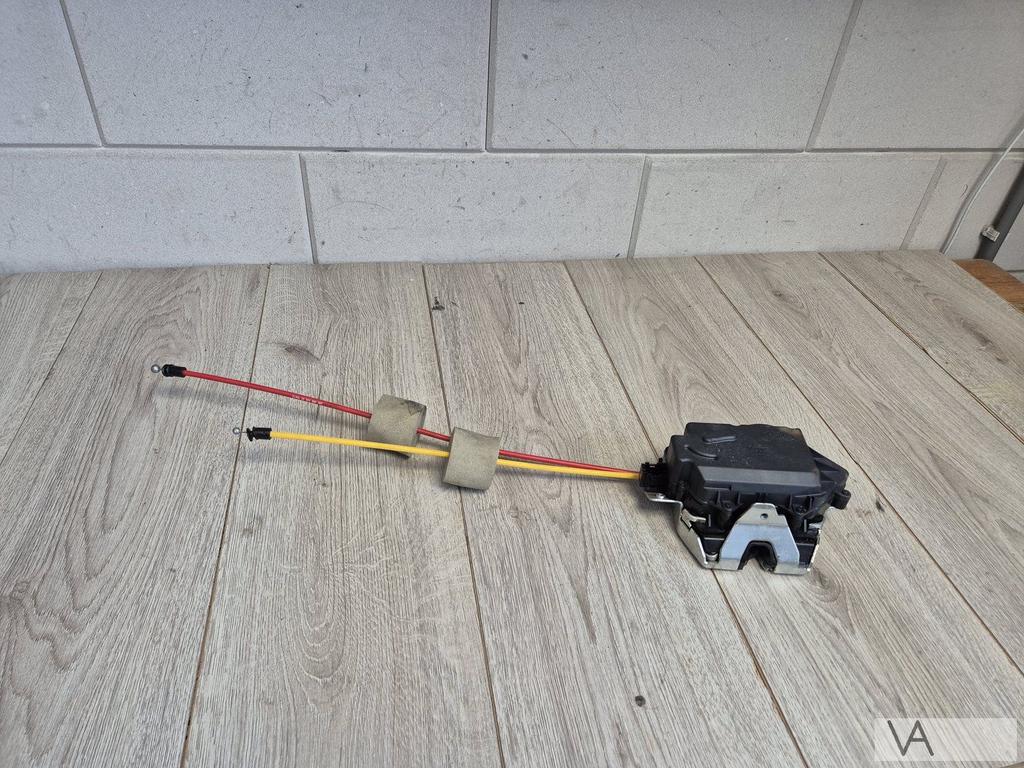 Mercedes E klasse W211 station achterklepslot 2 kabels €100, Auto-onderdelen, Gebruikt, -, Ophalen of Verzenden, -