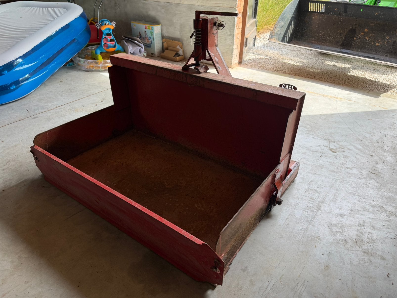 Grondbak mechanise kanteling., Zakelijke goederen, Ophalen