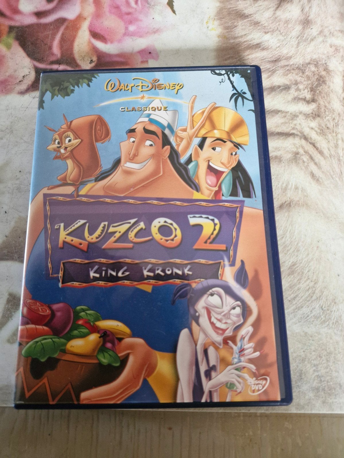 dvd walt disney kuzco 2 en bone etat, Enlèvement ou Envoi, Comme neuf, Français