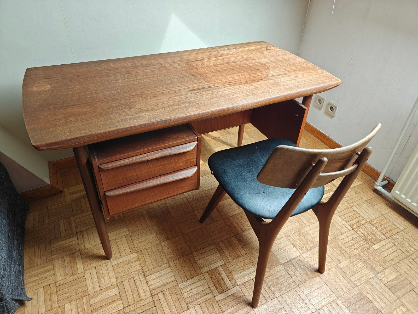 design bureau + chaise de bureau, Maison & Meubles, Bureaux, Enlèvement, Avec tiroirs, Bois, Utilisé