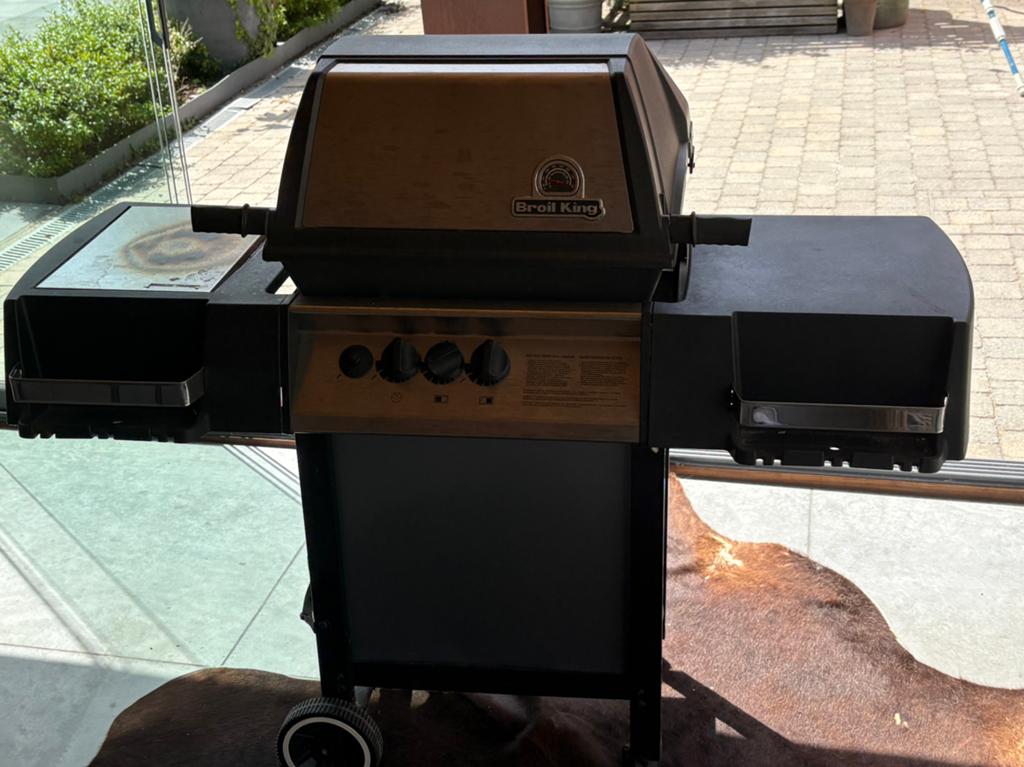 Gasbarbecue Broil King, Ophalen, Gebruikt