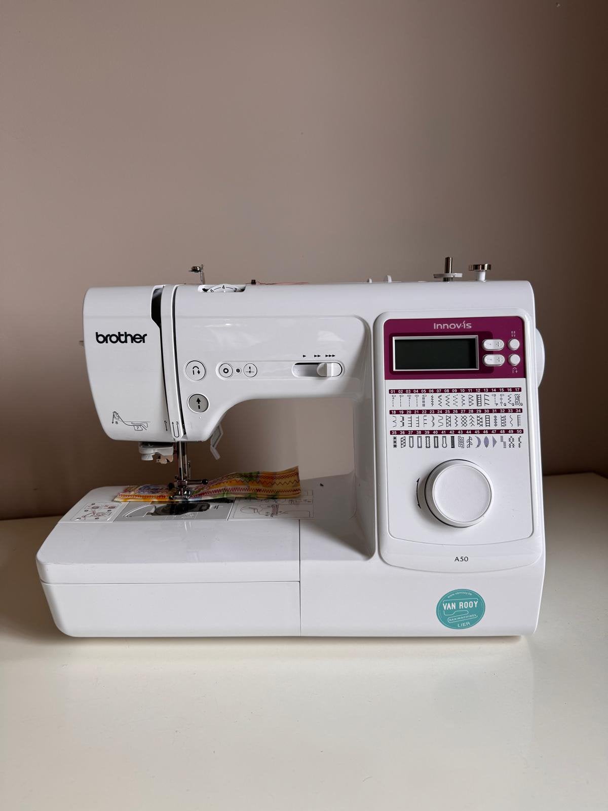 Machine à coudre Brother, Hobby & Loisirs créatifs, Machines à coudre & Accessoires, Enlèvement, Comme neuf, Machine à coudre