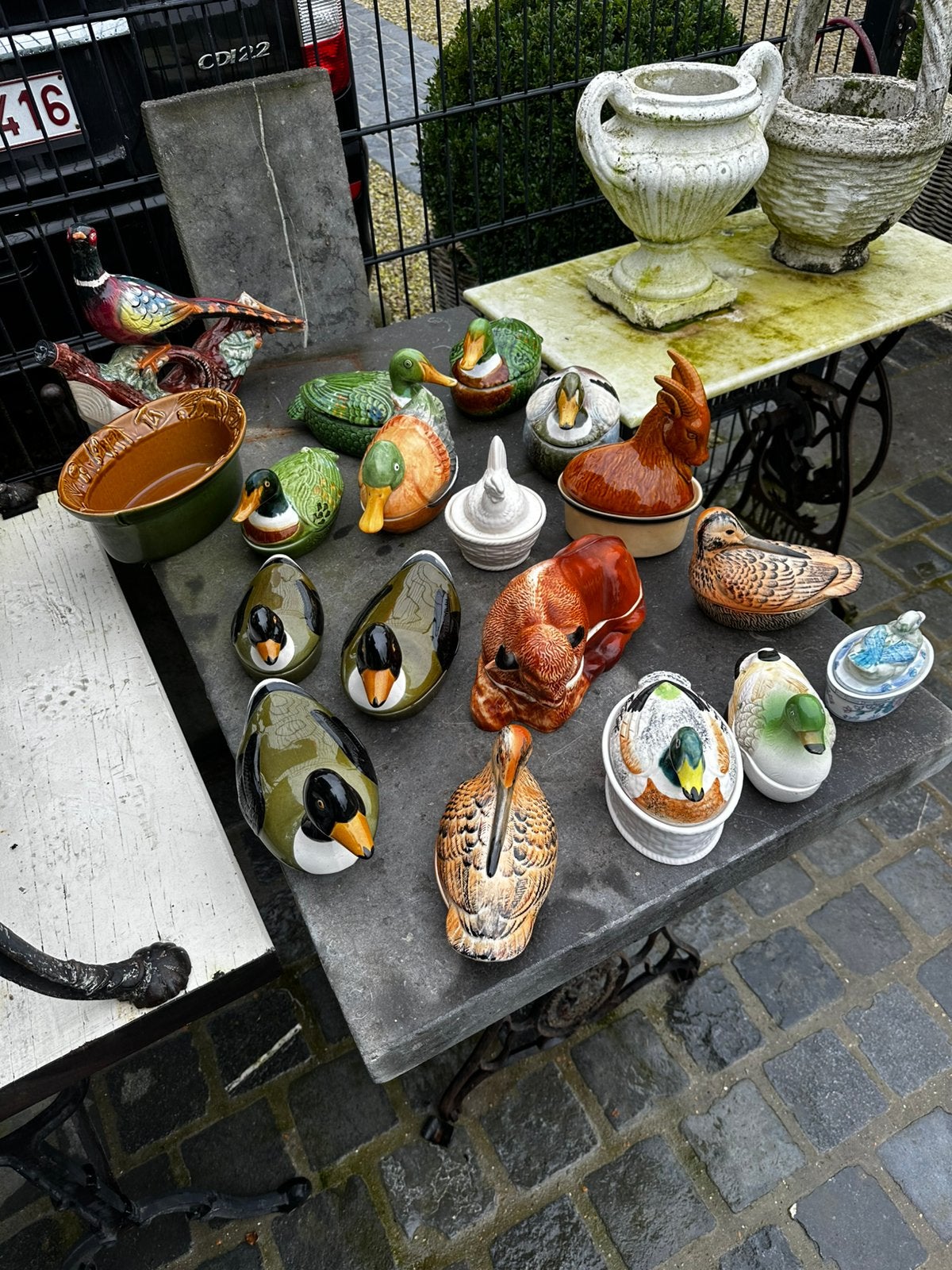 Oude pate potten, Ophalen