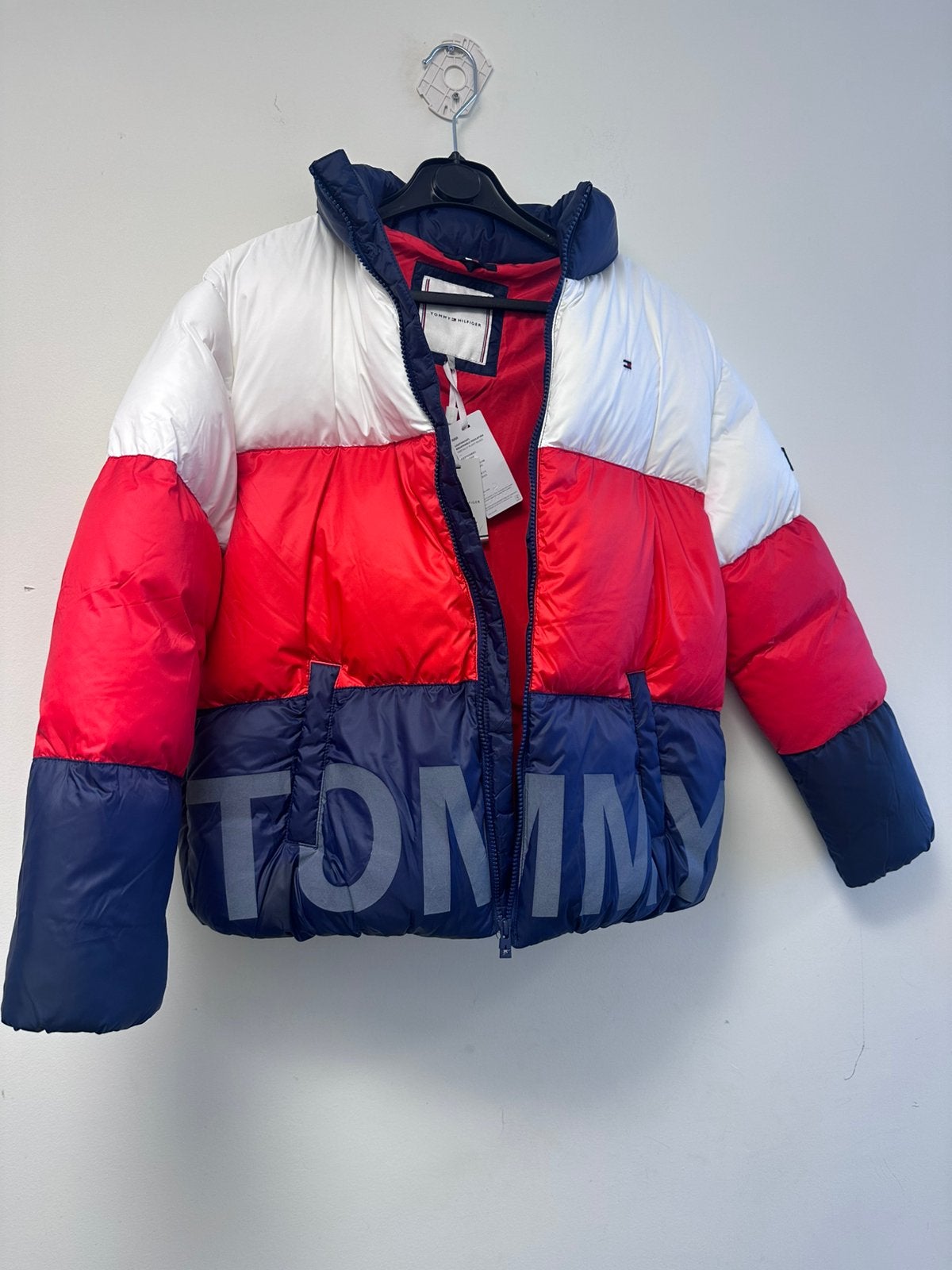 Manteau / Doudoune Tommy Hilfiger, Enfants & Bébés, Enlèvement ou Envoi, Neuf, Garçon ou Fille, Manteau
