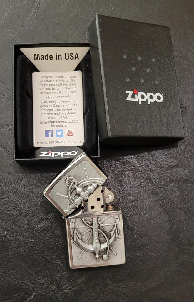 2 briquets vintage et Zippo, Enlèvement, Comme neuf, Briquet