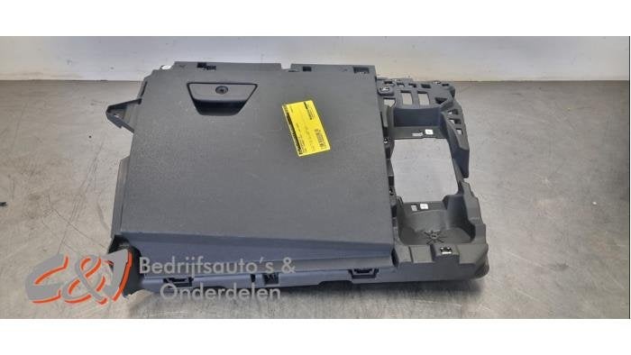 Boîte à gants d'un Ford Tourneo Custom, -, 3 mois de garantie, -, -